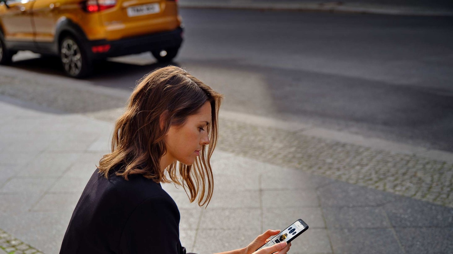 FordPass_Service_Notifications_OSB_Digital_Service_Record 16x9 2160x1215 FC_D_T_M